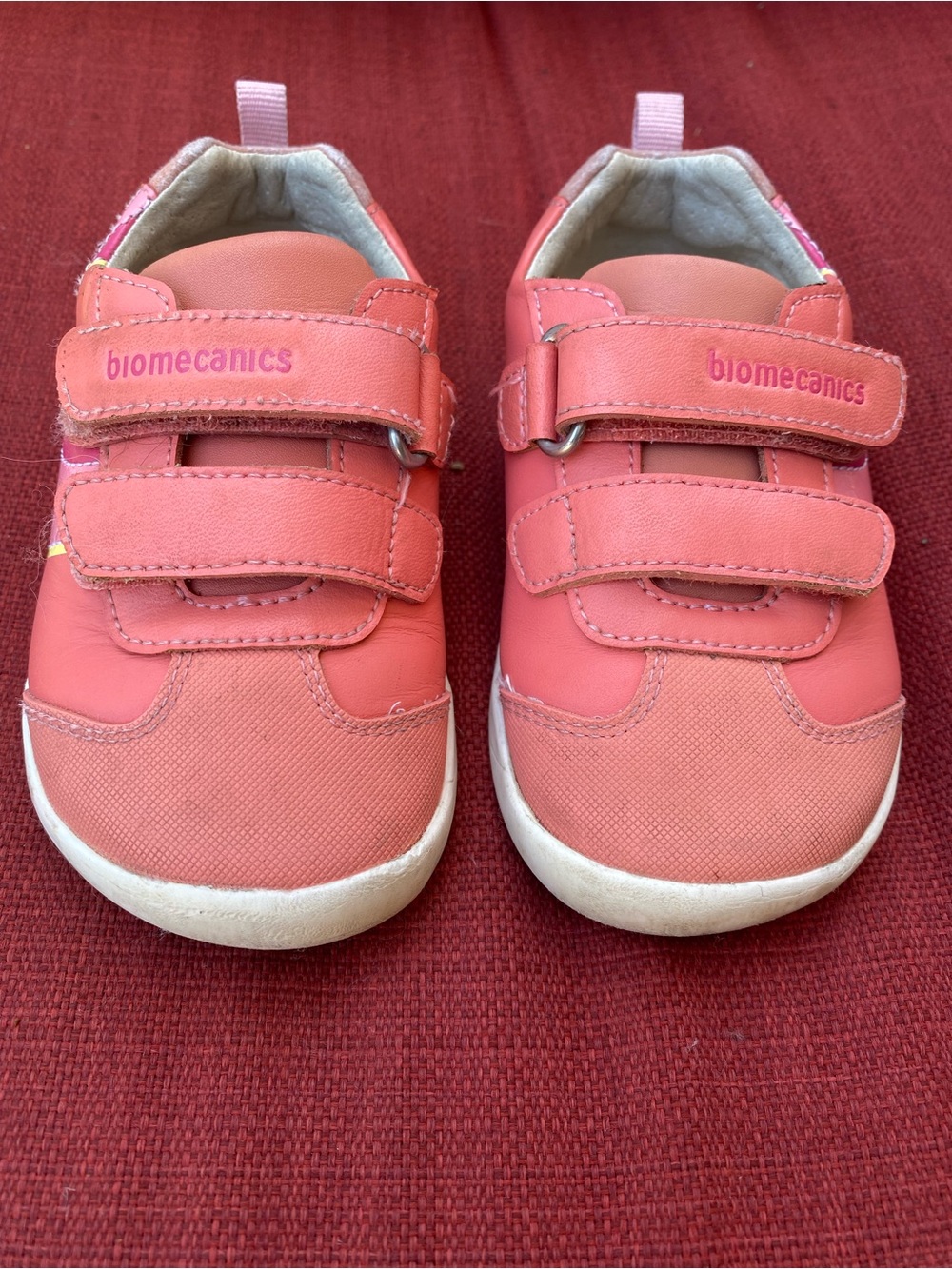 BIOMECANICS leather made in Spain coral and pink sneakers size EU 24